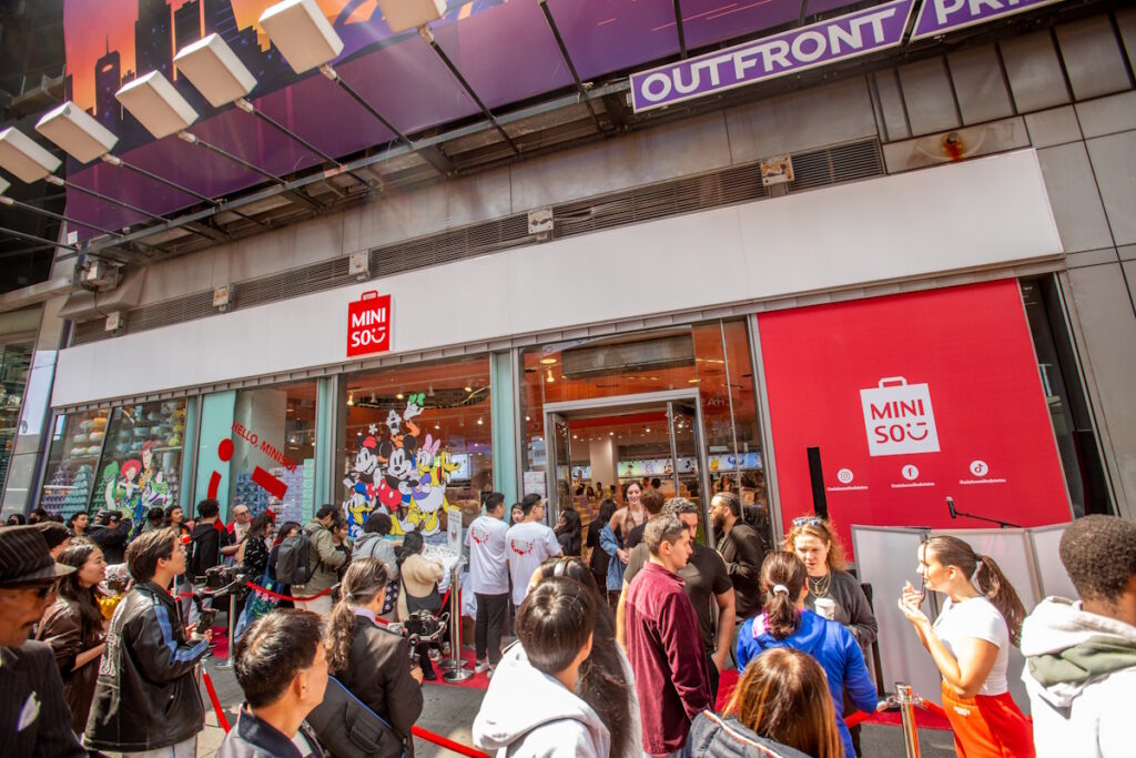 Abc store open on thanksgiving day